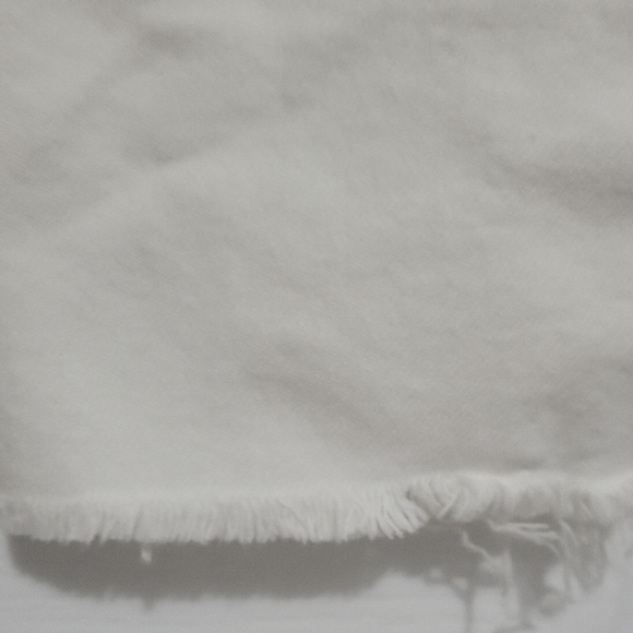 Levi's Women's White Jeans - Picture 9 of 9